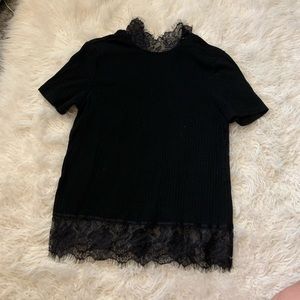 🌜Lace Trimmed Ribbed Faux Turtle Neck Tee